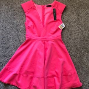 Scuba dress NWT neon pink no flaws